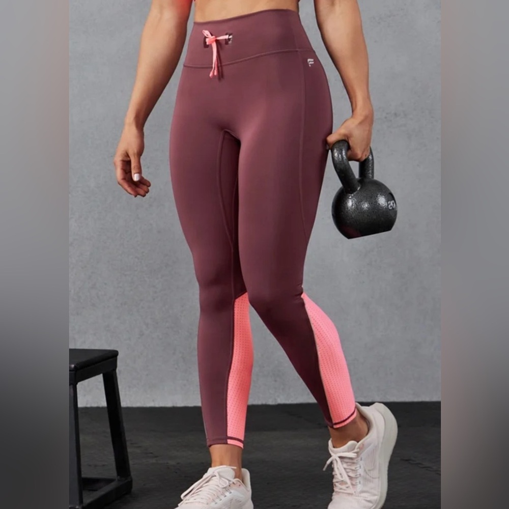 Fabletics Stride 9 Motion365+ High-Waisted leggings